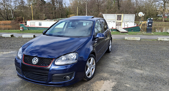 location-VOLKSWAGEN-Montfort-sur-Meu-roadstr