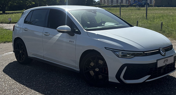 location-VOLKSWAGEN-Buchelay-roadstr