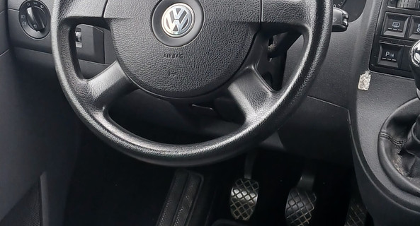 location-VOLKSWAGEN-Valserhône-roadstr