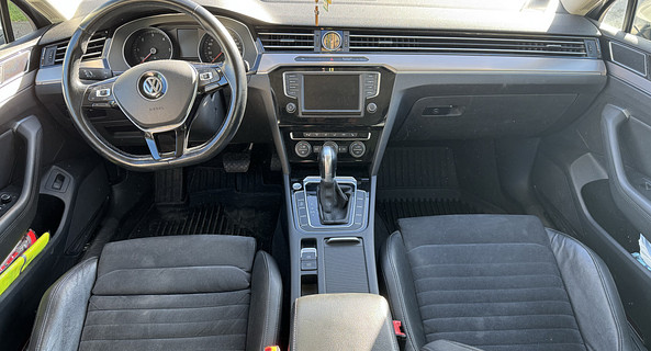 location-VOLKSWAGEN-Calenzana-roadstr