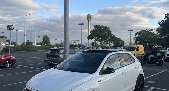 location-VOLKSWAGEN-Paris-roadstr
