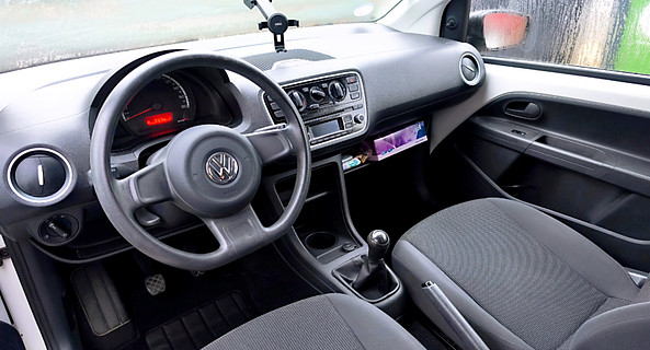 location-VOLKSWAGEN-Jouy-le-Moutier-roadstr