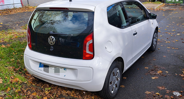 location-VOLKSWAGEN-Jouy-le-Moutier-roadstr