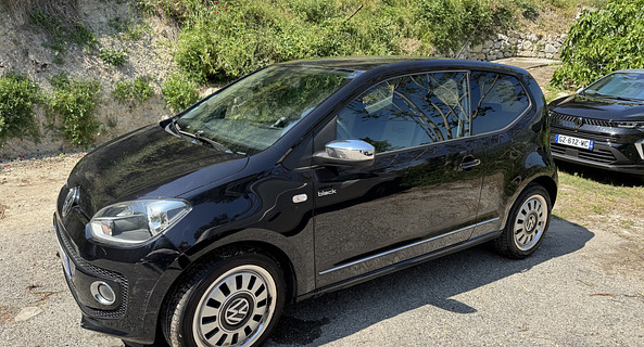 location-VOLKSWAGEN-Nice-roadstr