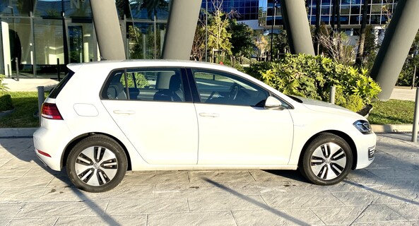 location-VOLKSWAGEN-Ajaccio-roadstr