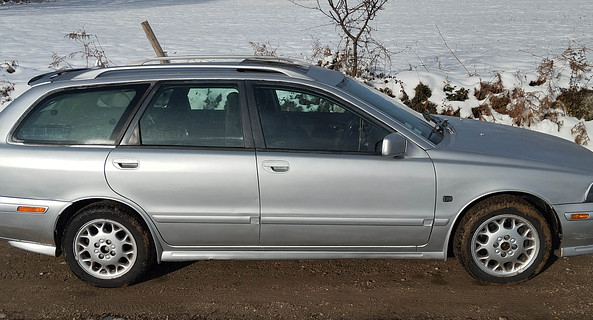 location-VOLVO-Coublevie-roadstr