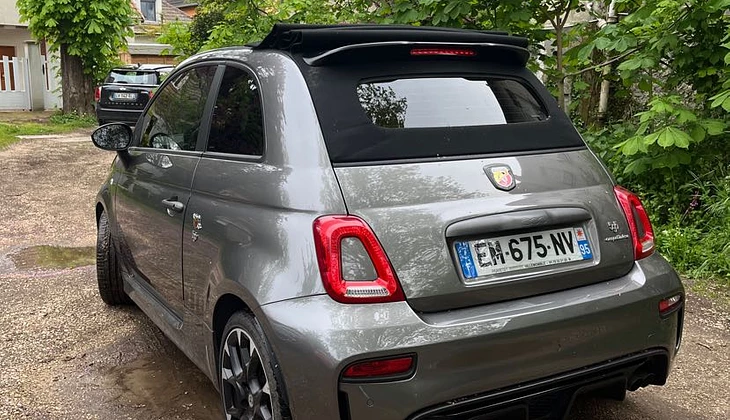 location-ABARTH-Paris-roadstr