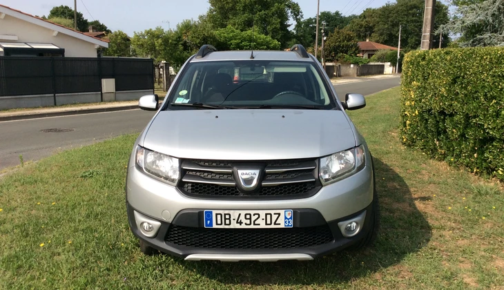 location-DACIA-Saint-Médard-en-Jalles-roadstr