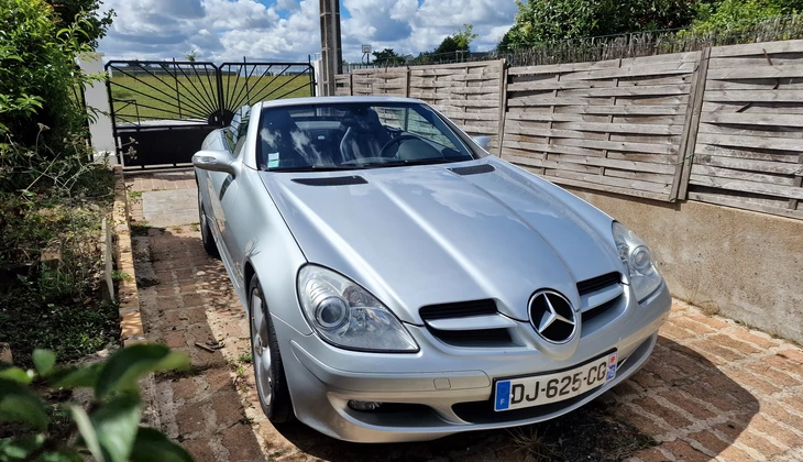 location-MERCEDES-BENZ-Luynes-roadstr