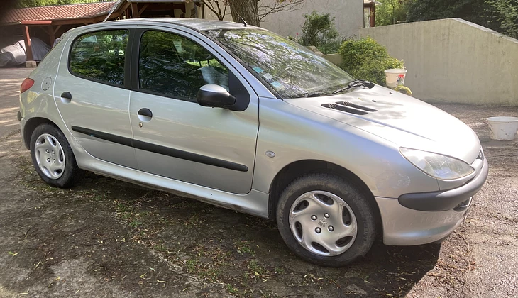 location-PEUGEOT-Asnières-sur-Oise-roadstr