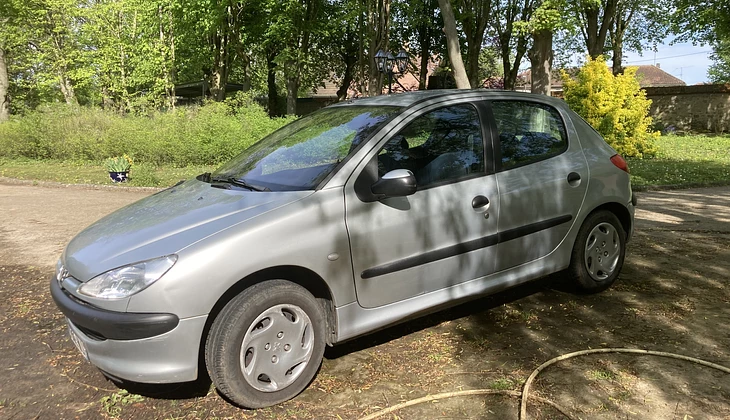 location-PEUGEOT-Asnières-sur-Oise-roadstr