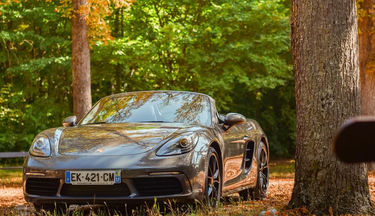 location-PORSCHE-Paris-roadstr