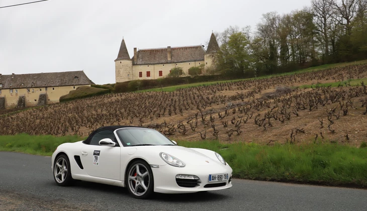 location-PORSCHE-Lyon-roadstr