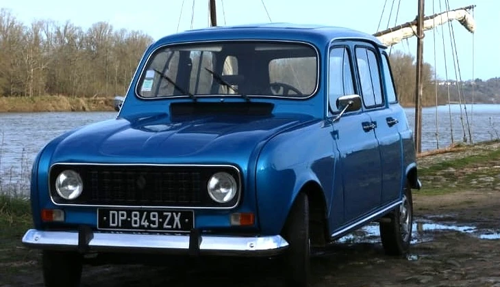 location-RENAULT-Vouvray-roadstr