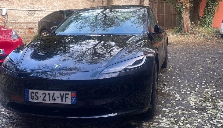 location-TESLA-Toulouse-roadstr