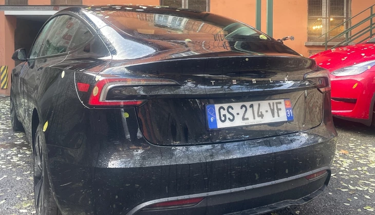 location-TESLA-Toulouse-roadstr