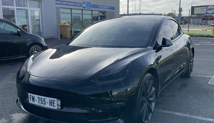 location-TESLA-Saint-Brieuc-roadstr