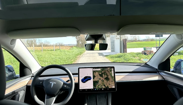 location-TESLA-Toulouse-roadstr