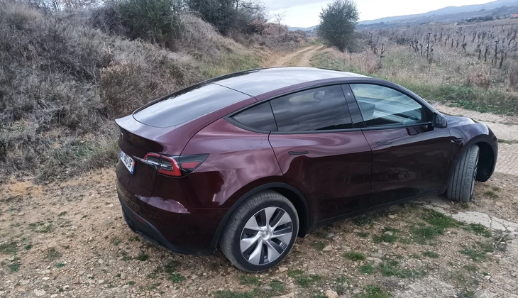 location-TESLA-Murviel-lès-Béziers-roadstr