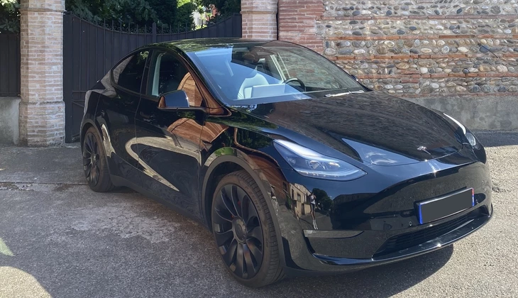 location-TESLA-Montauban-roadstr