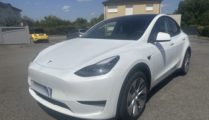 location-TESLA-Thionville-roadstr