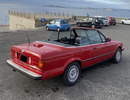 location-BMW-Marseille-roadstr