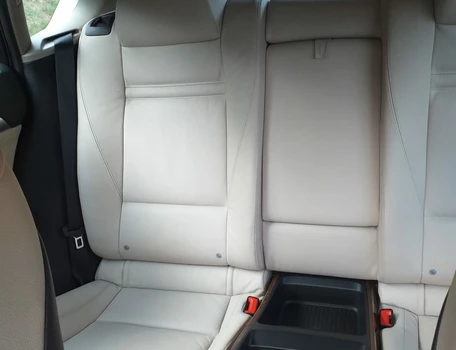 location-BMW-Saint-Ouen-sur-Seine-roadstr