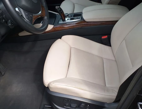 location-BMW-Saint-Ouen-sur-Seine-roadstr