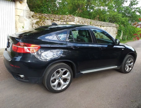 location-BMW-Saint-Ouen-sur-Seine-roadstr