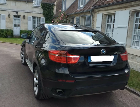 location-BMW-Saint-Ouen-sur-Seine-roadstr