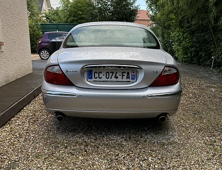 location-JAGUAR-Brou-sur-Chantereine-roadstr