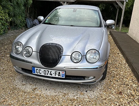 location-JAGUAR-Brou-sur-Chantereine-roadstr