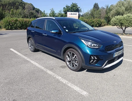 location-KIA-Fréjus-roadstr