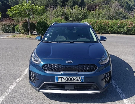location-KIA-Fréjus-roadstr