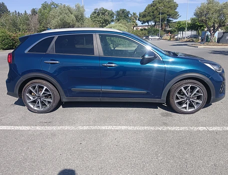 location-KIA-Fréjus-roadstr