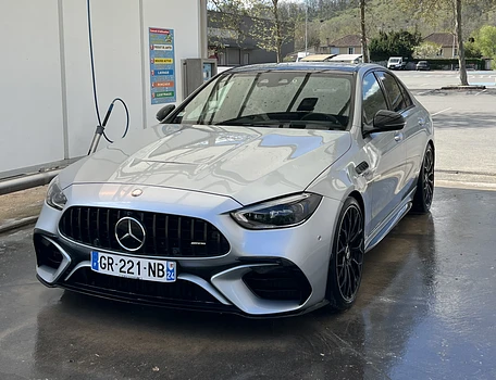 location-MERCEDES-BENZ-Montignac-Lascaux-roadstr