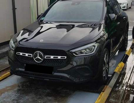location-MERCEDES-BENZ-Lyon-roadstr