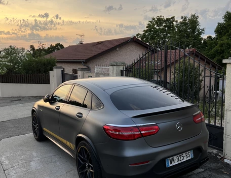 location-MERCEDES-BENZ-Dardilly-roadstr