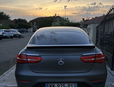 location-MERCEDES-BENZ-Dardilly-roadstr
