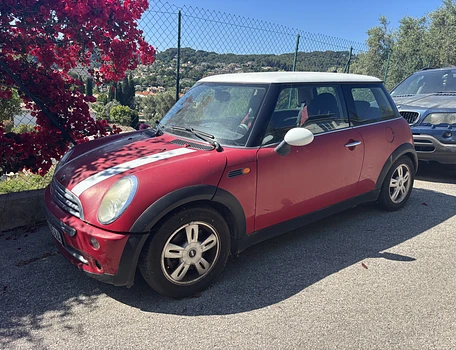 location-MINI-Cannes-roadstr