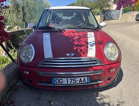 location-MINI-Cannes-roadstr