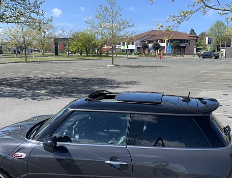 location-MINI-Bayonne-roadstr