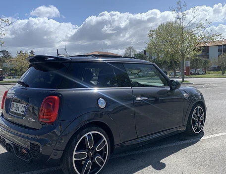 location-MINI-Bayonne-roadstr
