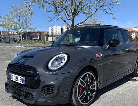 location-MINI-Bayonne-roadstr