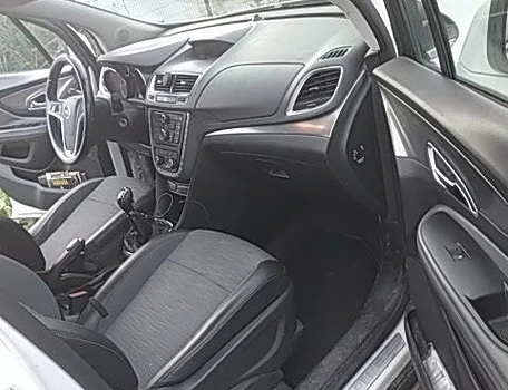 location-OPEL-Ajaccio-roadstr