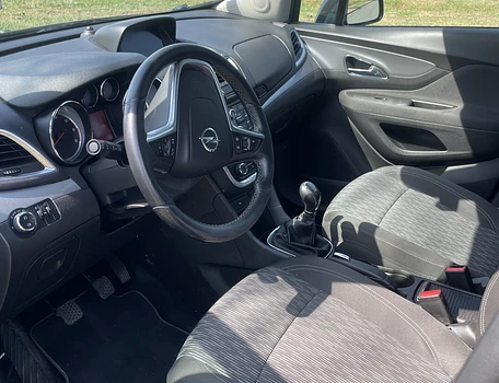 location-OPEL-Pau-roadstr