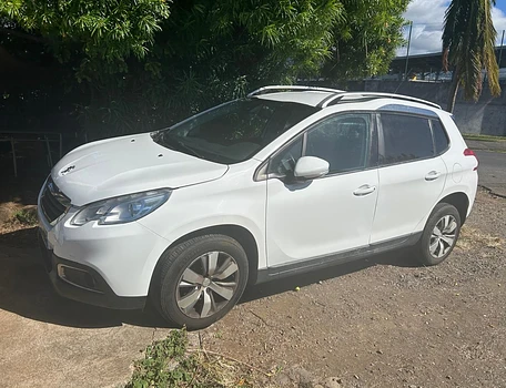 location-PEUGEOT-Sainte-Marie-roadstr