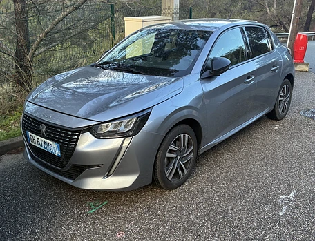 location-PEUGEOT-Nice-roadstr