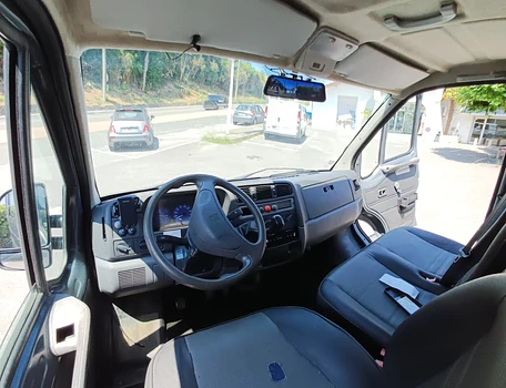 location-PEUGEOT-Biarritz-roadstr