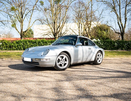 location-PORSCHE-Courbevoie-roadstr